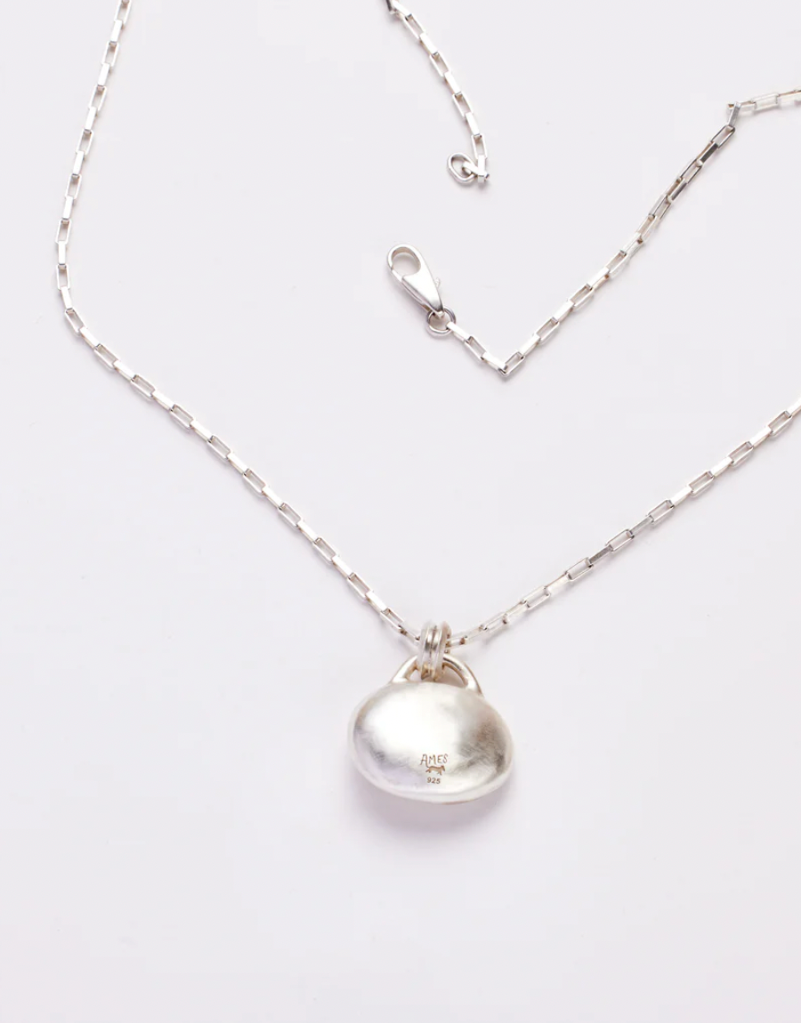 media.preview_image.alt