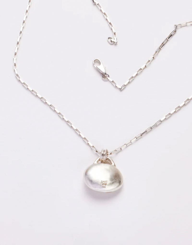 media.preview_image.alt