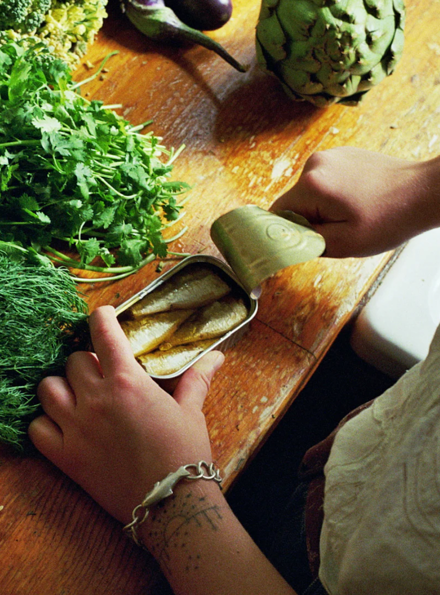 media.preview_image.alt