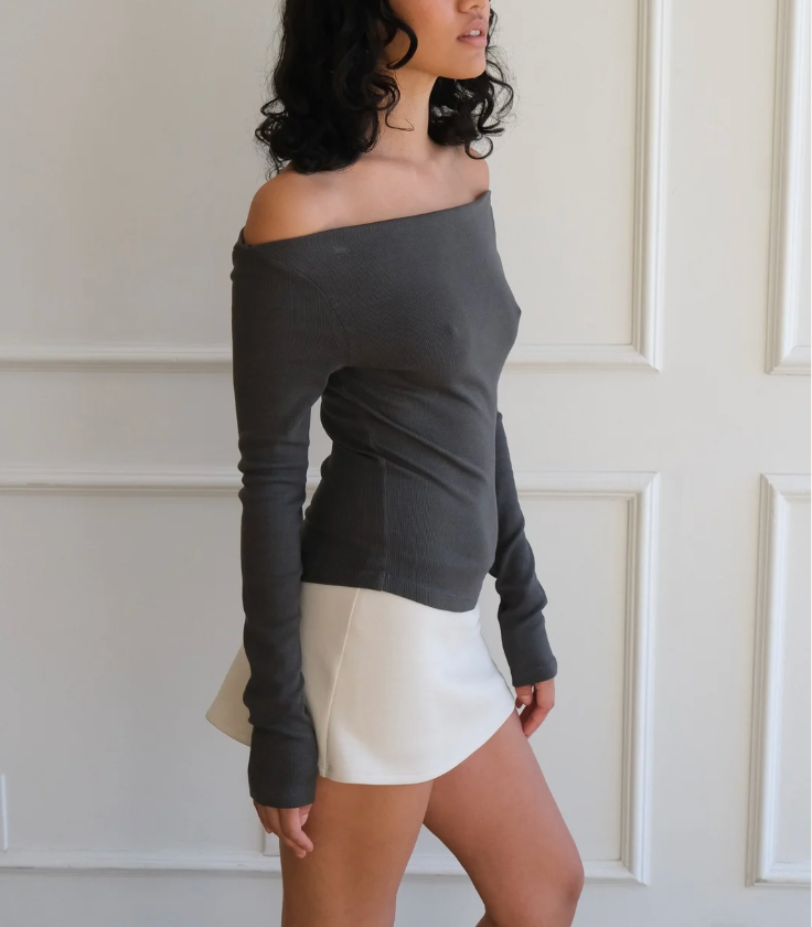 media.preview_image.alt