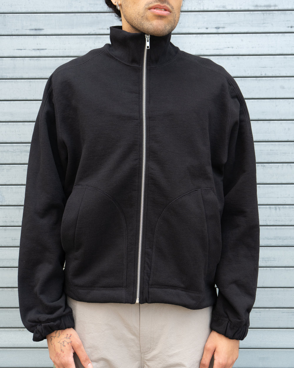 Knot Zipper Sweater - Black