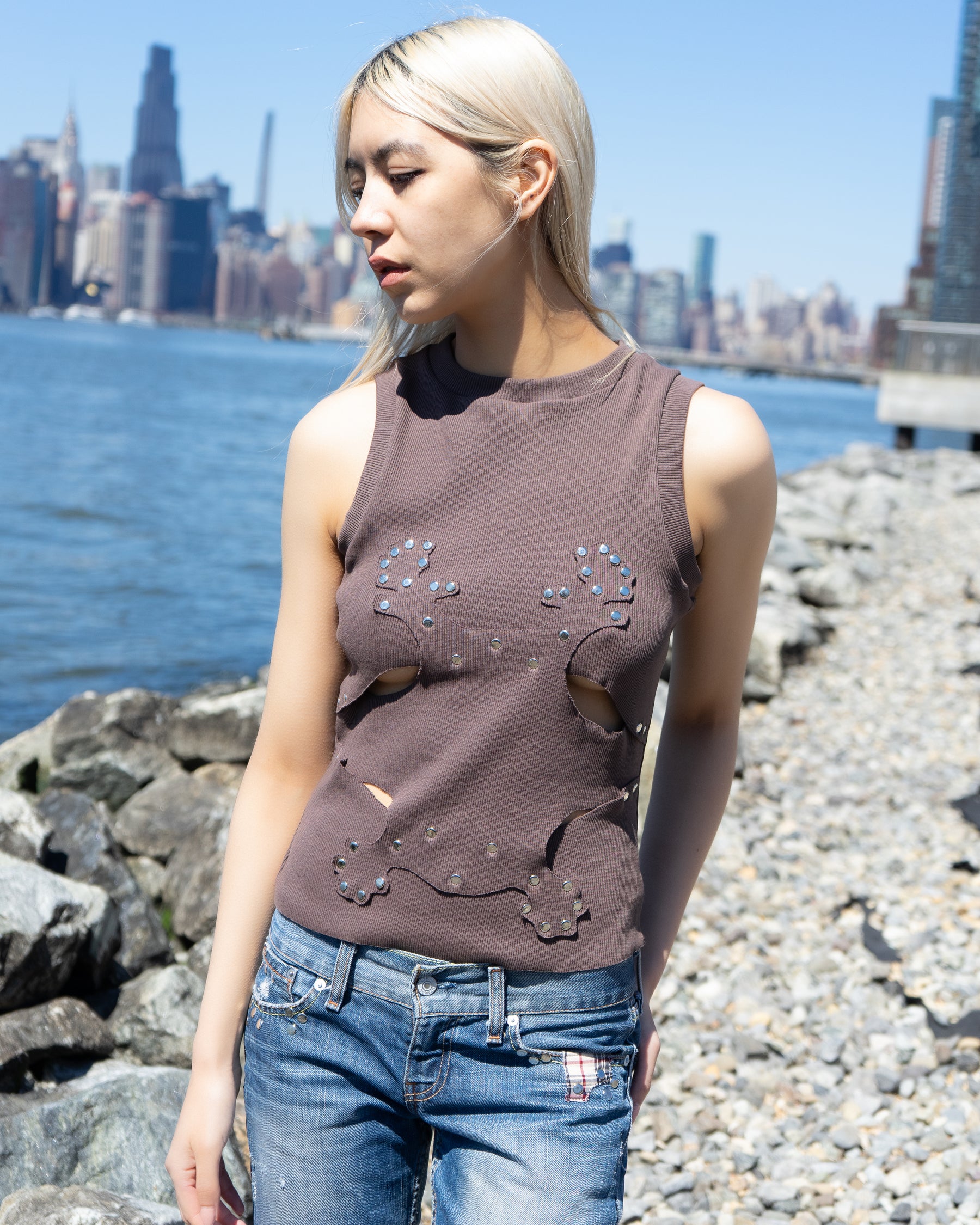 media.preview_image.alt