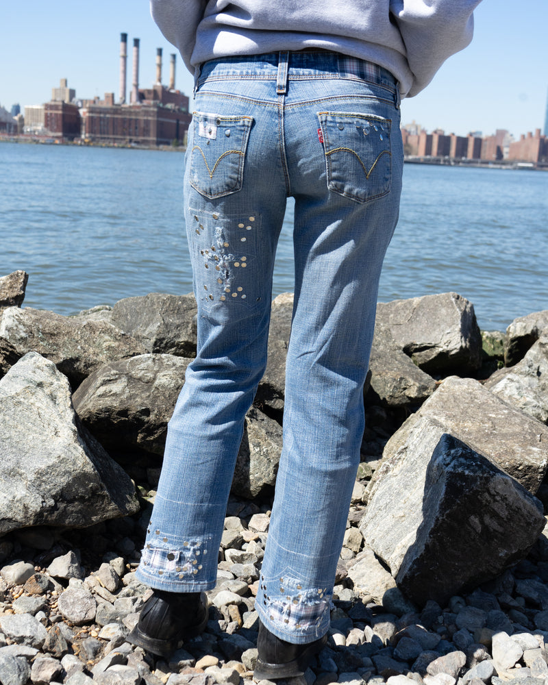 media.preview_image.alt