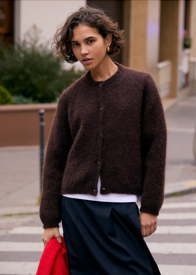 media.preview_image.alt