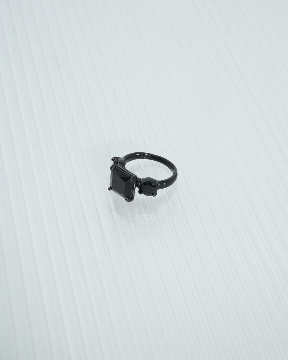 UV Ring - Black