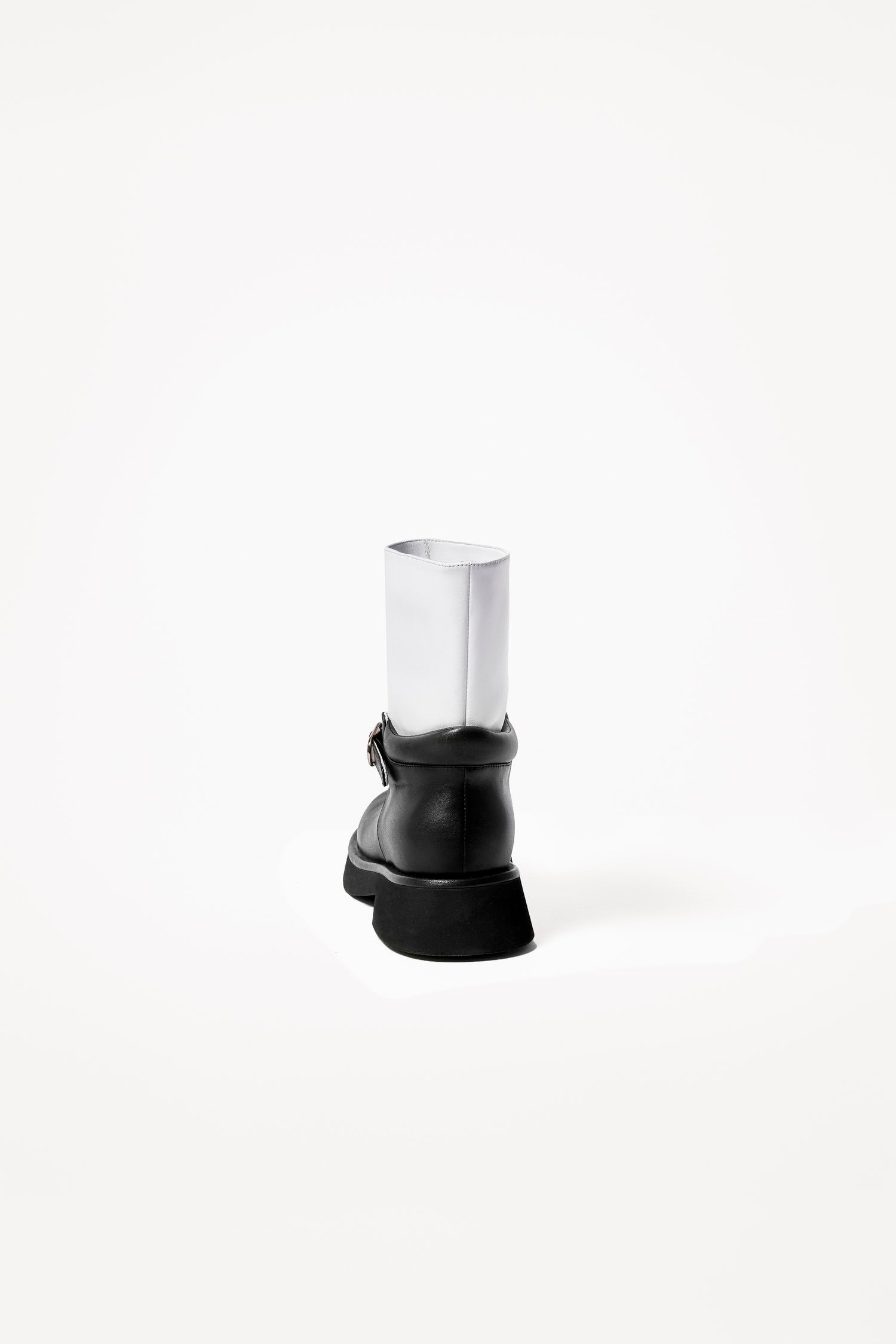 media.preview_image.alt